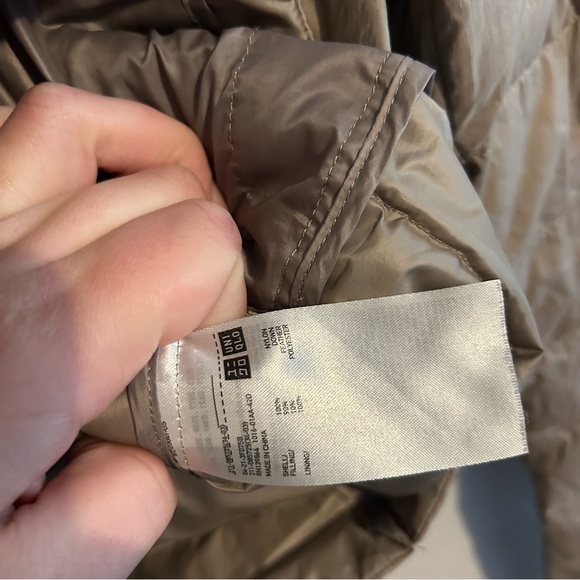 Uniqlo Ultra Light Packable Down Puffer Full Zip Jacket Tan Size XS - Picture 3 of 3